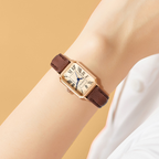 Montre carrée femme à chiffres romains, boîtier doré