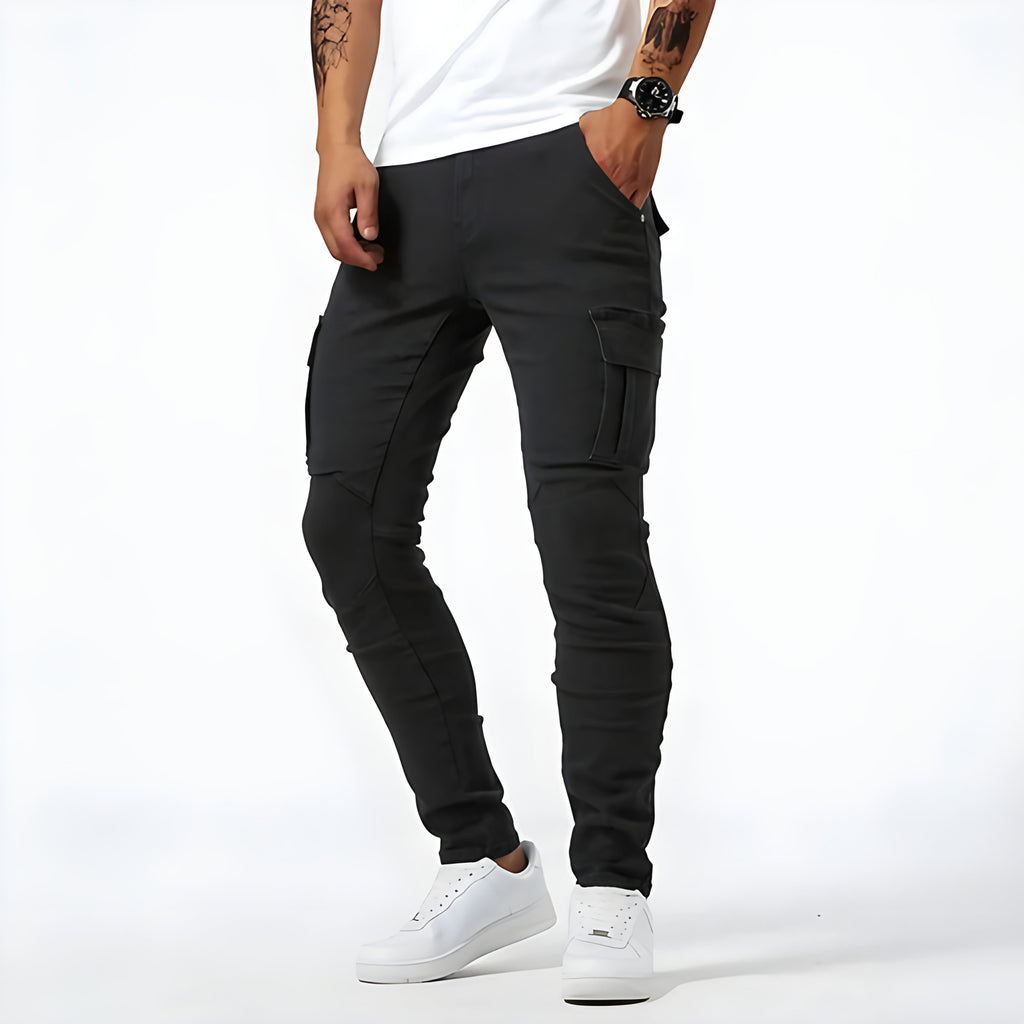 Pantalon cargo homme coupe ajustée, poches multiples, noir