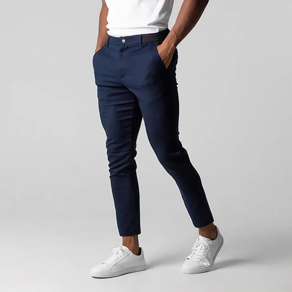 Pantalon court homme coupe slim, gris ou bleu marine, bleu marine