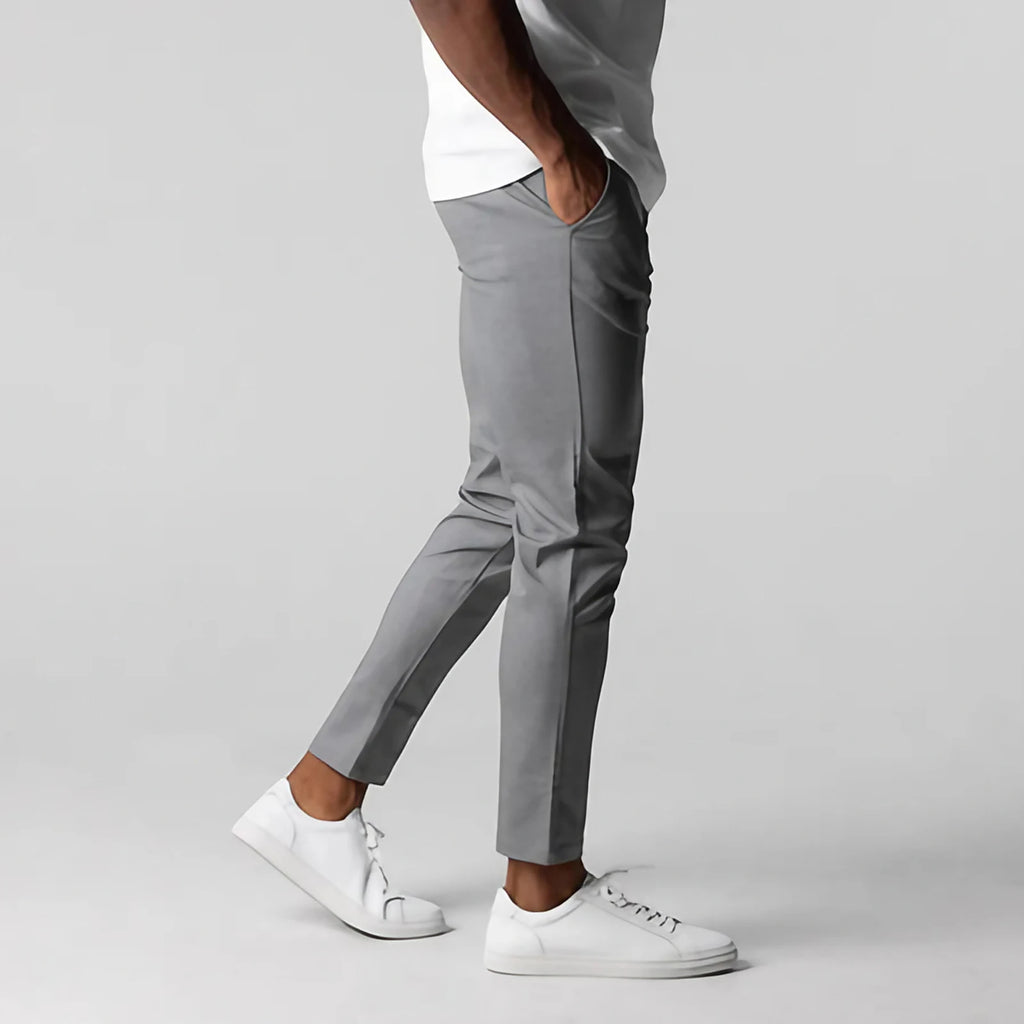 Pantalon court homme coupe slim, gris ou bleu marine