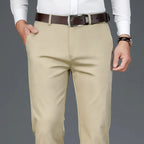 Pantalon homme coupe décontractée, quatre coloris, 32 à 42, kaki