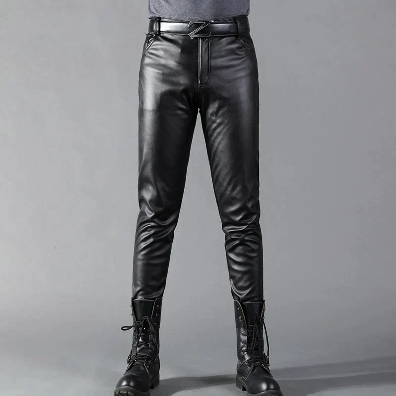 Pantalon noir homme coupe ajustée, tailles 28 à 40, noir