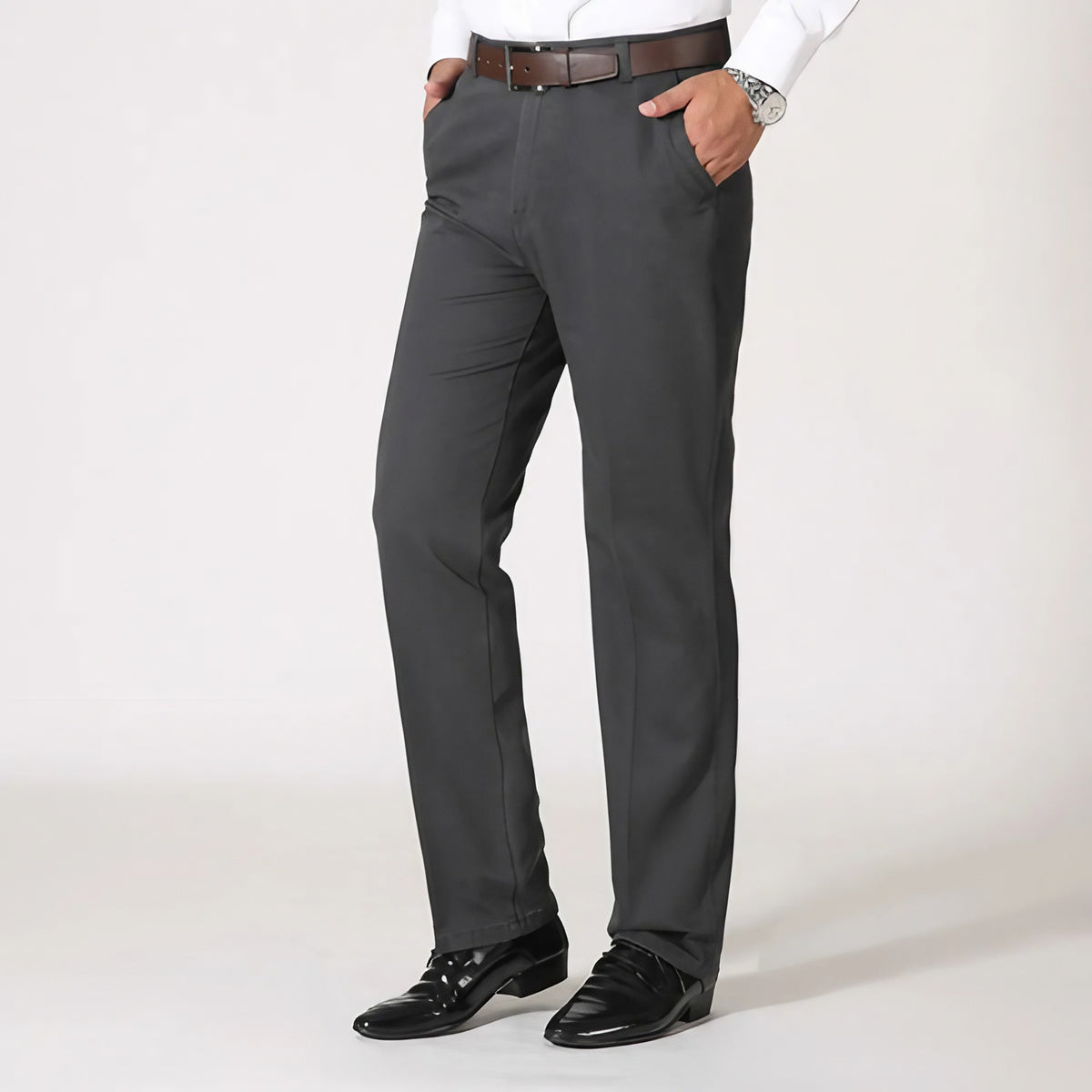 Pantalon habillé homme coupe droite, gris, gris clair ou kaki, gris