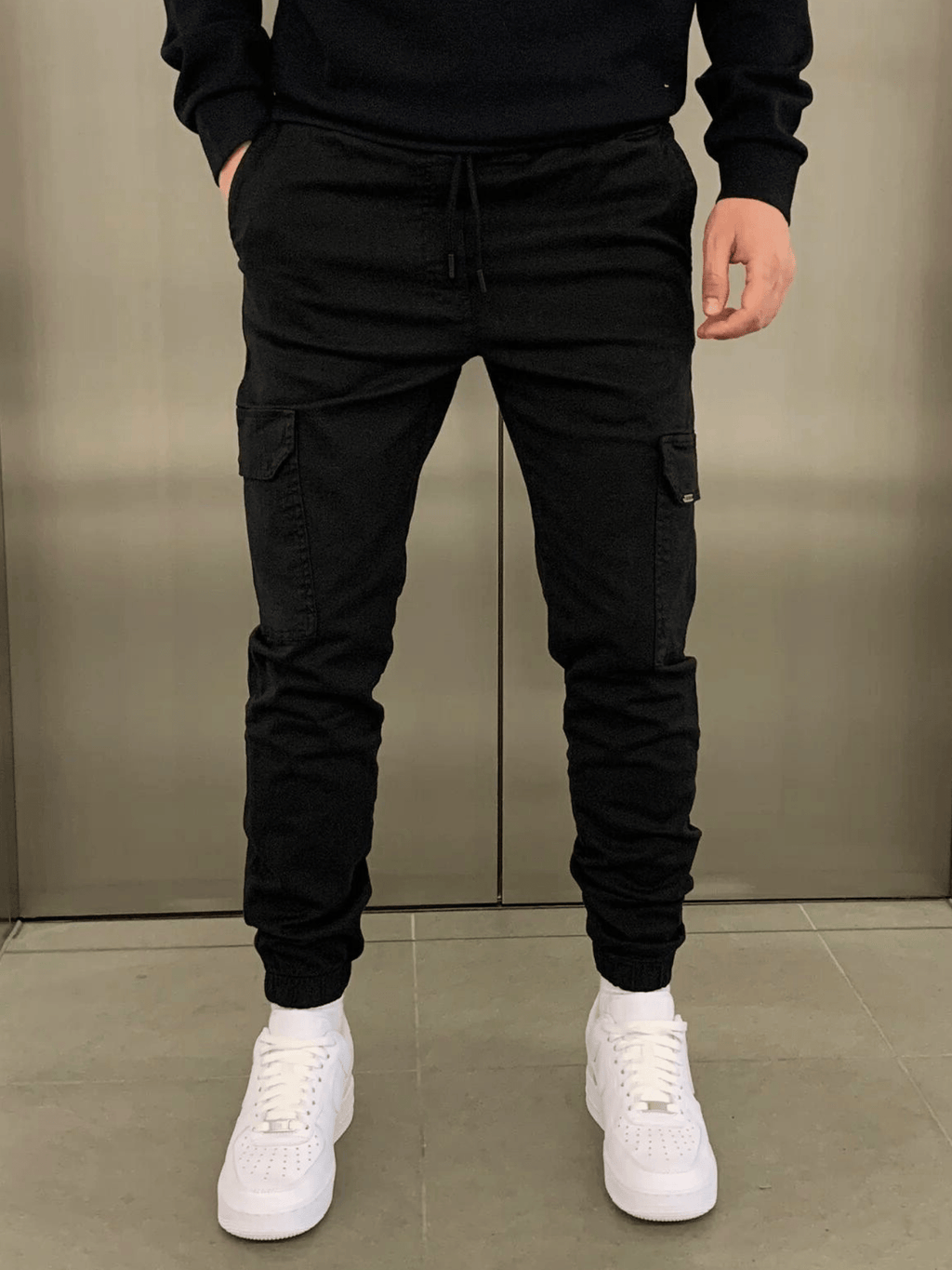 Pantalon jogger cargo homme ajusté, taille élastique, six coloris, noir
