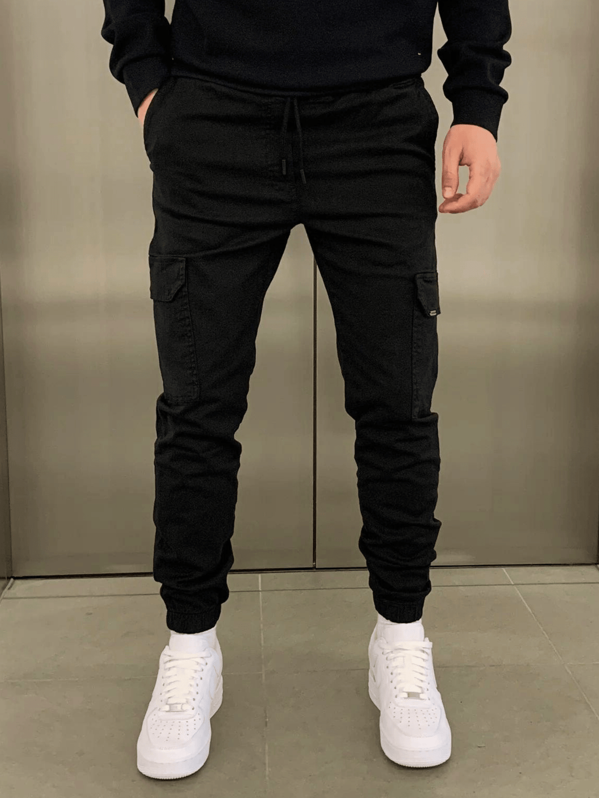 Pantalon jogger cargo homme ajusté, taille élastique, six coloris, noir