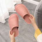 Pantoufles femme légères à inserts souples, six coloris