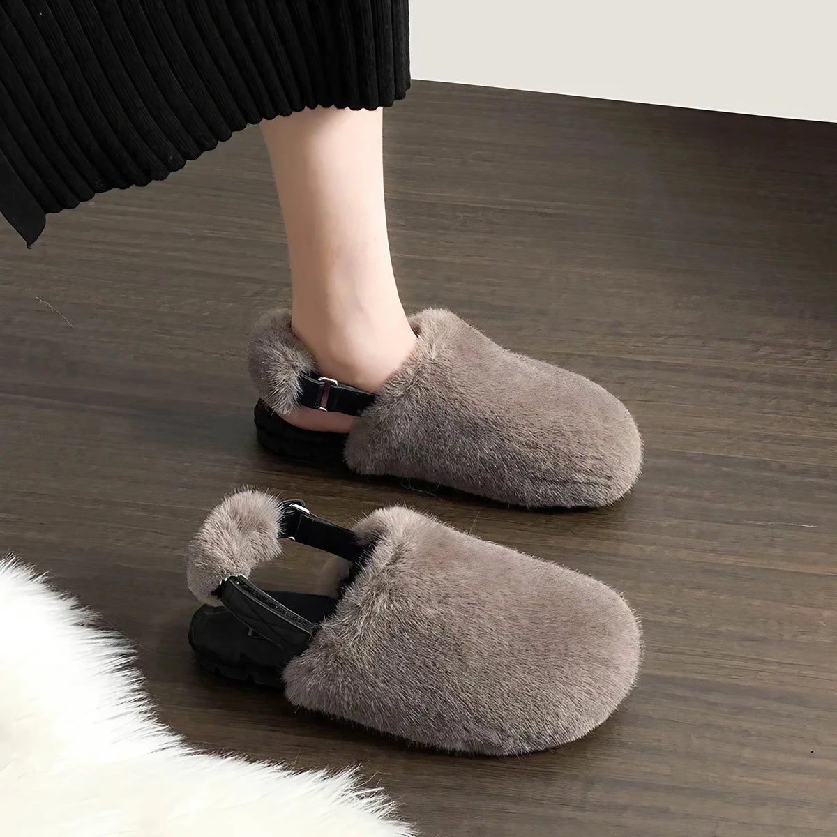 Mules d'intérieur femme en fausse fourrure, bride arrière, gris