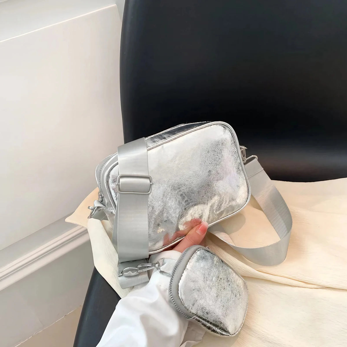 Mini sac bandoulière carré argenté avec pochette attachée, argenté