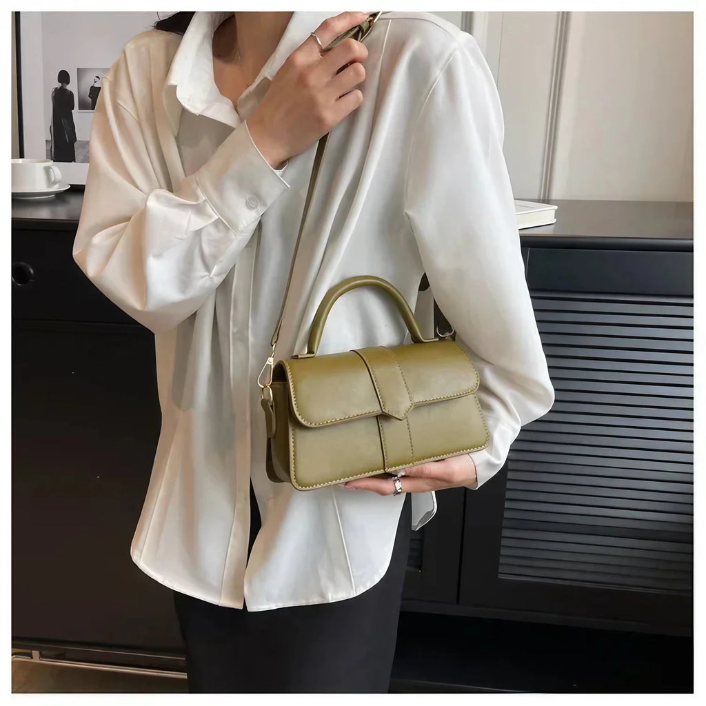 Petit sac bandoulière femme en similicuir à rabat aimanté