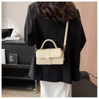 Petit sac bandoulière femme en similicuir à rabat aimanté