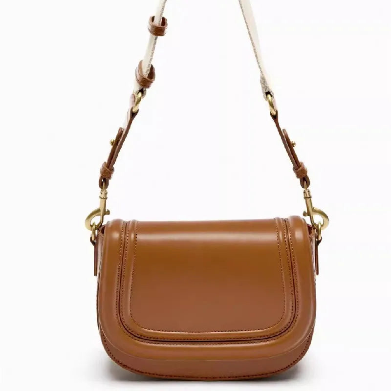 Petit sac besace femme à rabat surpiqué, deux sangles