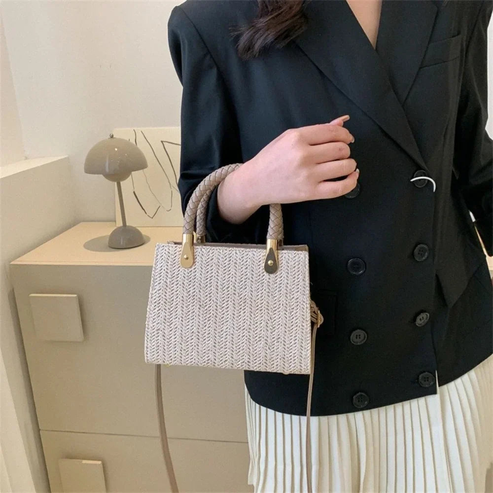 Petit sac en paille tressée femme, bandoulière amovible