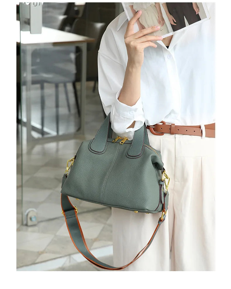 Sac bandoulière femme en cuir grainé, anses courtes, deux sangles