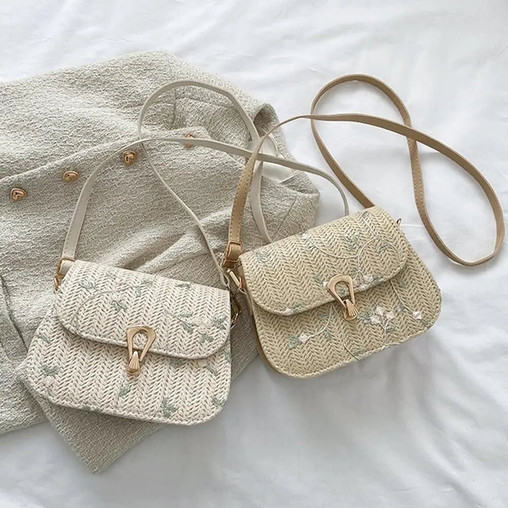 Sac en paille brodé de fleurs femme, rabat, bandoulière amovible