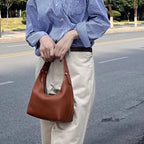 Petit sac porté épaule femme, forme arrondie, similicuir retourné