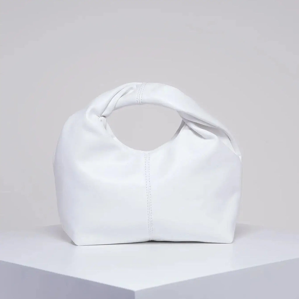 Petit sac à main femme arrondi, anse à maillons dorés, blanc