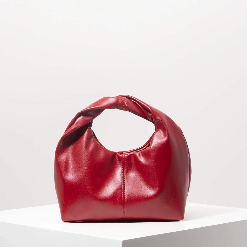 Petit sac à main femme arrondi, anse à maillons dorés, rouge