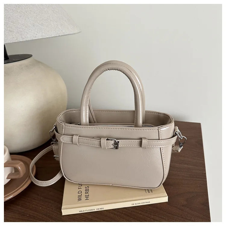 Petit sac à main carré femme, anse courte et sangle longue