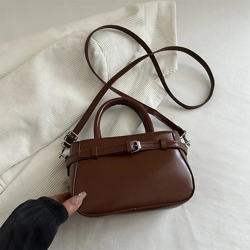 Petit sac à main carré femme, anse courte et sangle longue, marron
