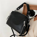 Petit sac à main noir femme en similicuir, fermeture éclair