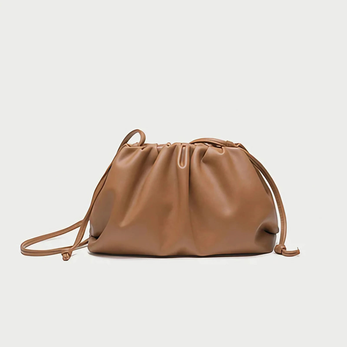 Pochette femme froncée en similicuir, trois formats, sept coloris