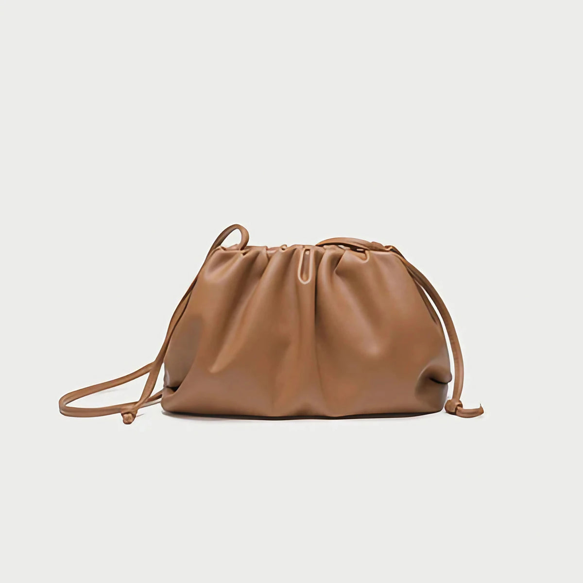 Pochette femme froncée en similicuir, trois formats, sept coloris