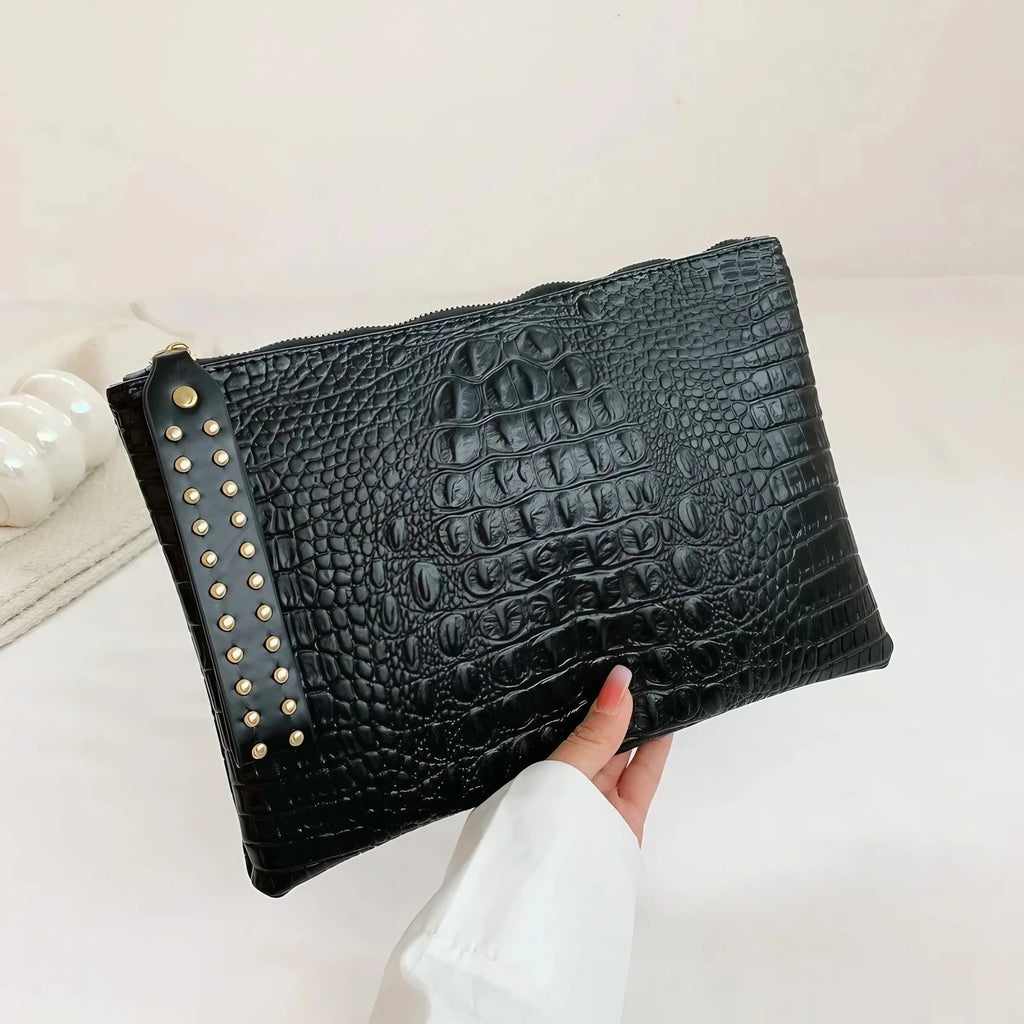 Pochette de soirée noire femme à dragonne, 27 x 17 cm, noir