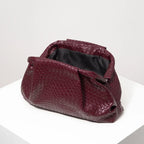 Pochette bordeaux femme en similicuir tressé, finition mate