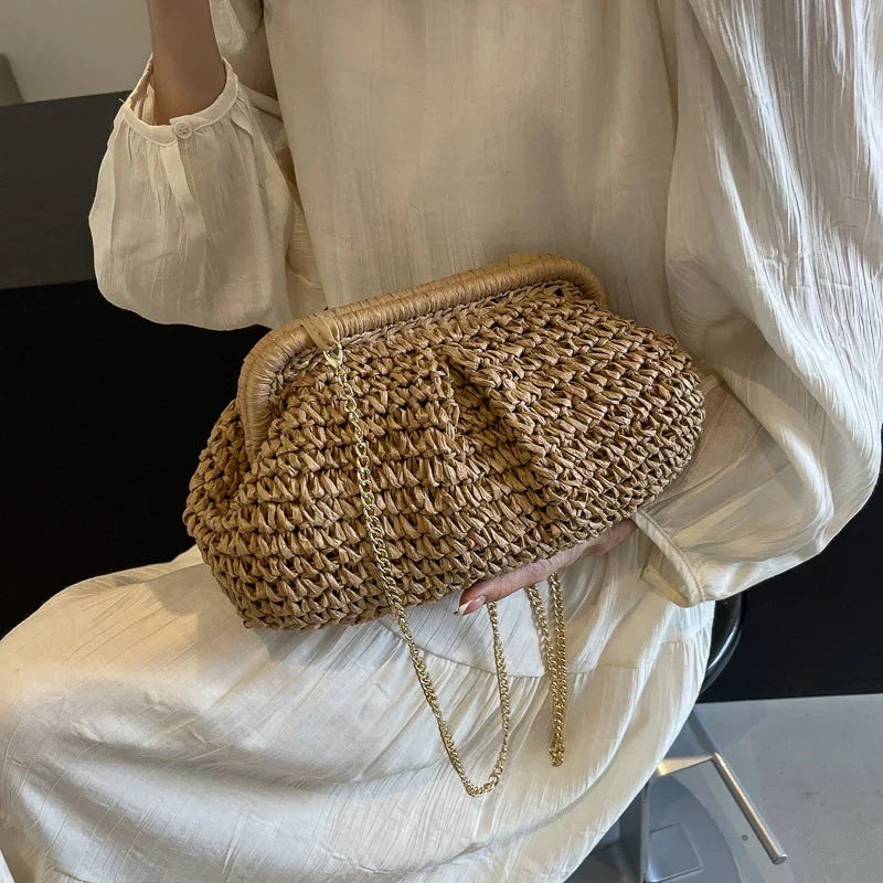 Pochette en paille femme avec chaîne dorée, quatre coloris