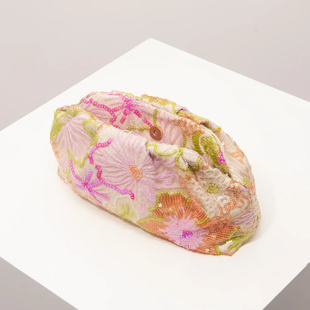 Pochette de soirée à sequins et fleurs brodées, velours