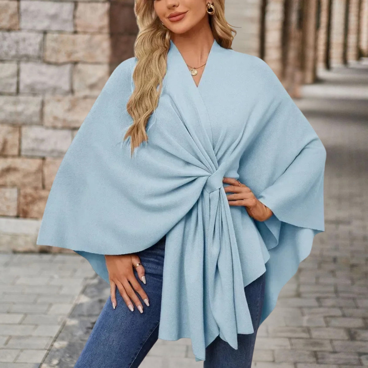 Poncho femme à nœud devant, coupe ample, onze coloris, bleu ciel