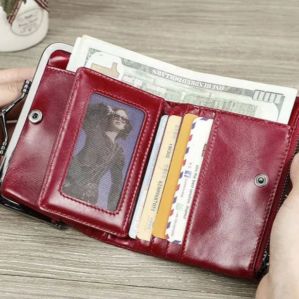 Porte-monnaie femme à fermoir rétro et cadre métallique