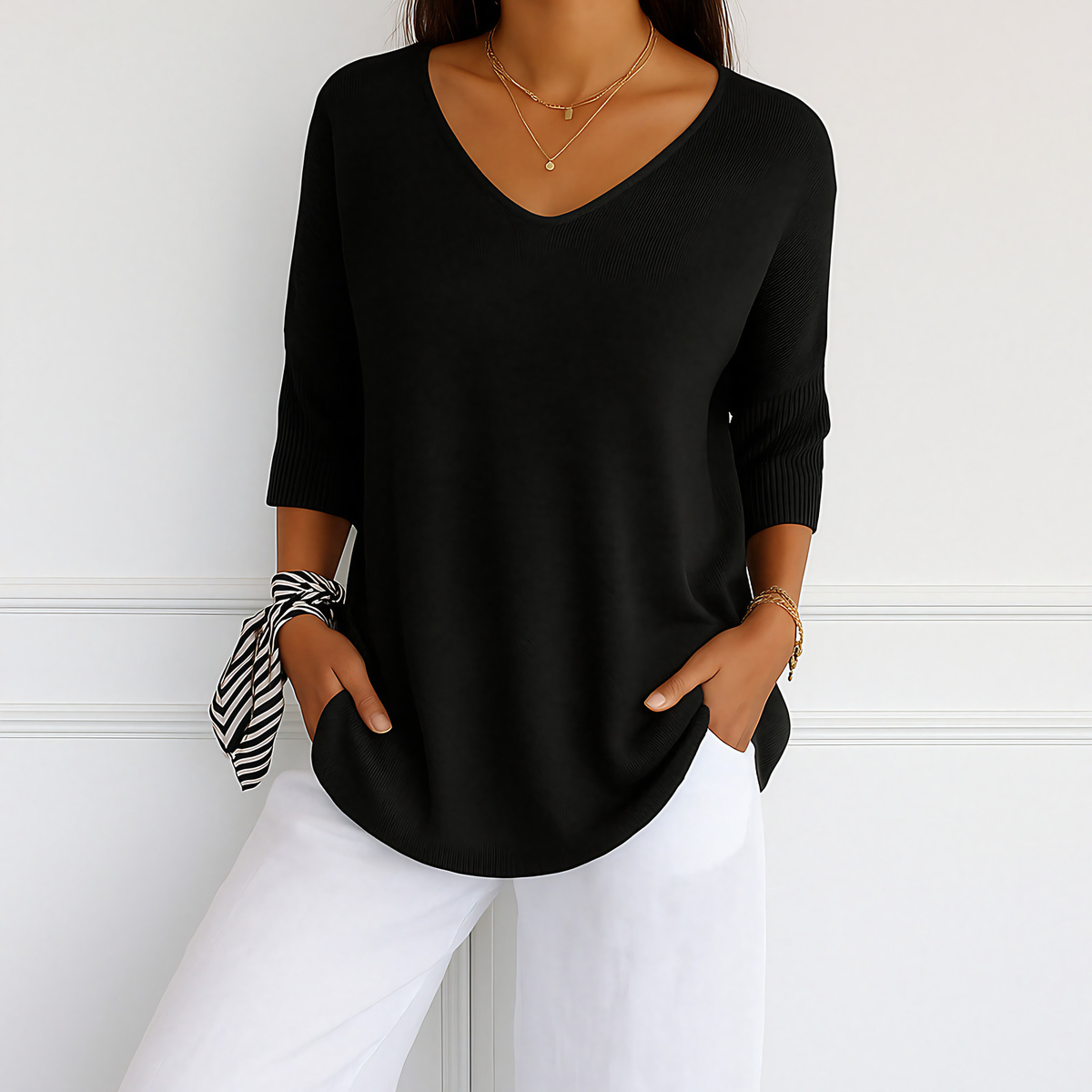 Pull col V femme en maille fine, manches 3/4, onze coloris, noir
