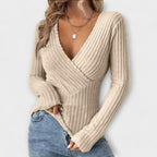 Pull femme col V à détail torsadé devant, manches longues, beige
