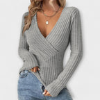 Pull femme col V à détail torsadé devant, manches longues, gris