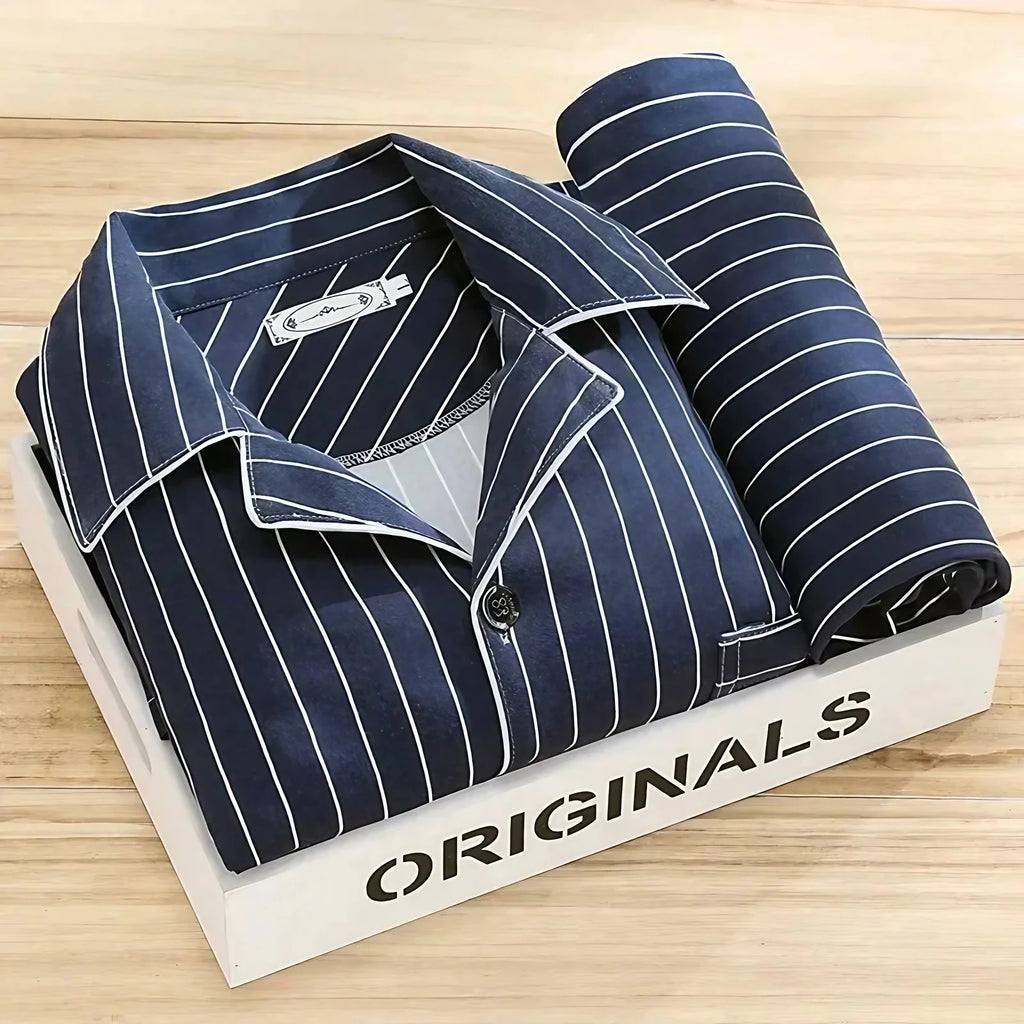 Pyjama femme deux pièces, chemise boutonnée et pantalon, bleu bayou