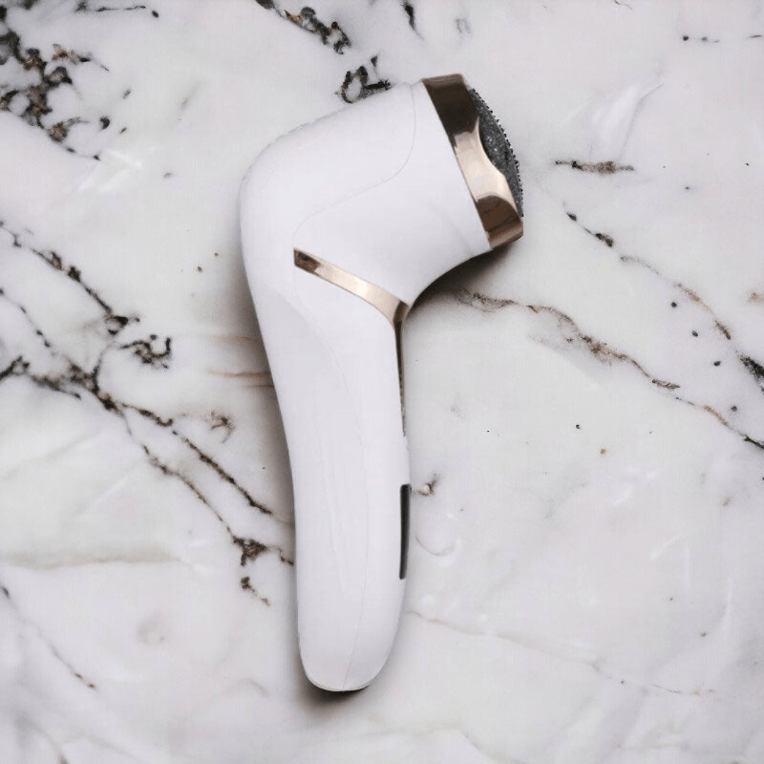 Râpe à pieds électrique rechargeable contre les callosités