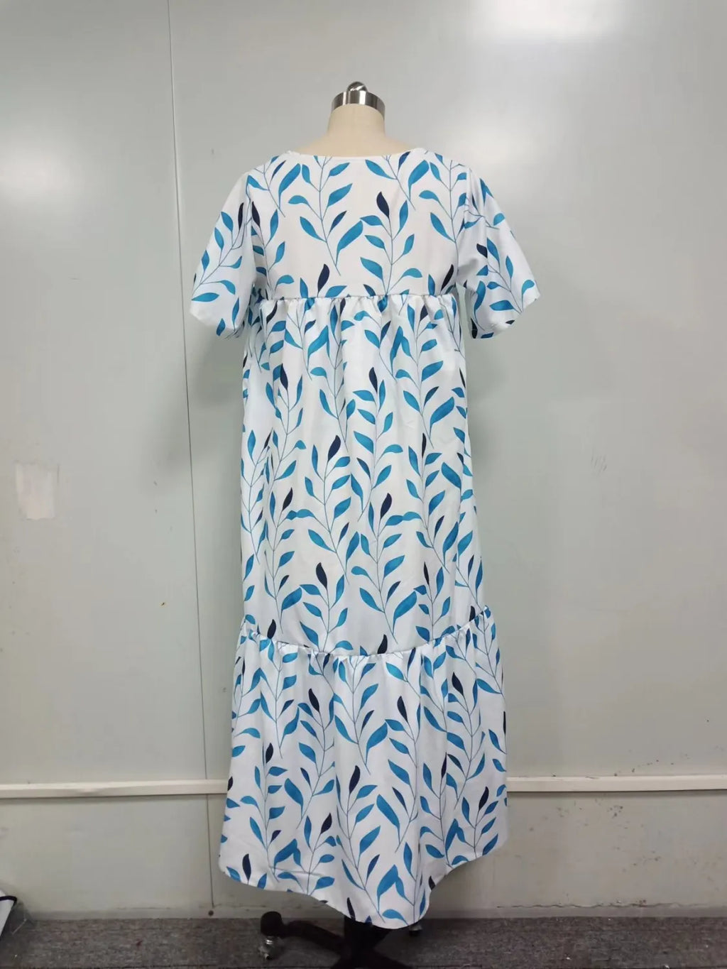 Robe bohème d'été col V à imprimé fleuri, manches courtes