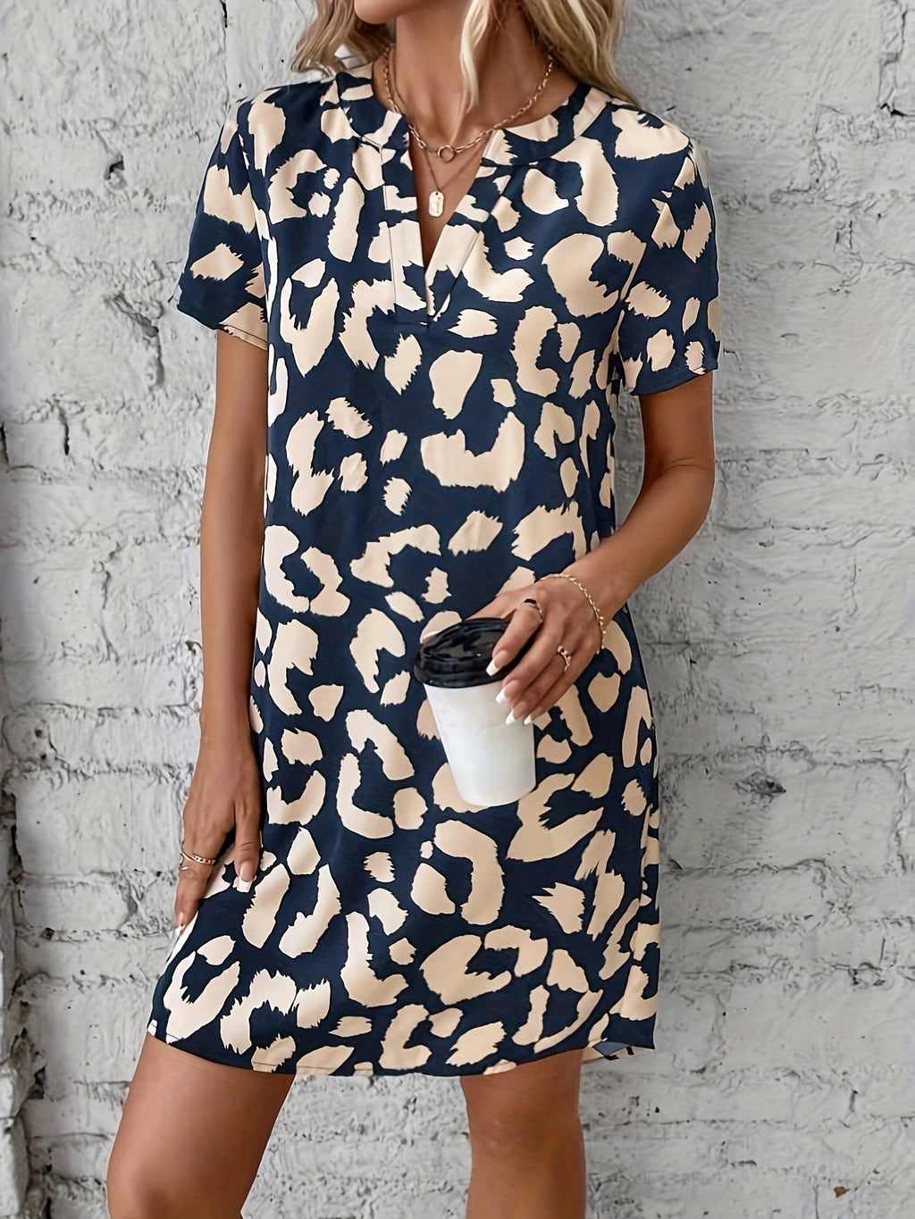 Robe imprimé léopard col V à manches courtes, du S au XL