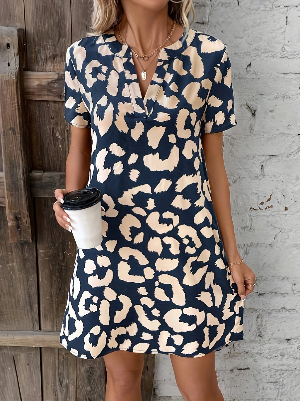 Robe imprimé léopard col V à manches courtes, du S au XL