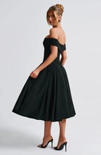 Robe de cocktail midi femme, col bardot et jupe évasée
