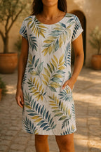 Robe courte femme à manches courtes, coupe droite et fluide, blanc 3