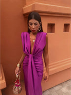 Robe de soirée longue drapée, décolleté V, fente haute, pourpre