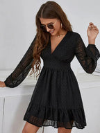 Robe à pois femme évasée, manches longues voilées, noir