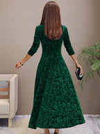 Robe fleurie col V sans manches, longueur genou, du S au L