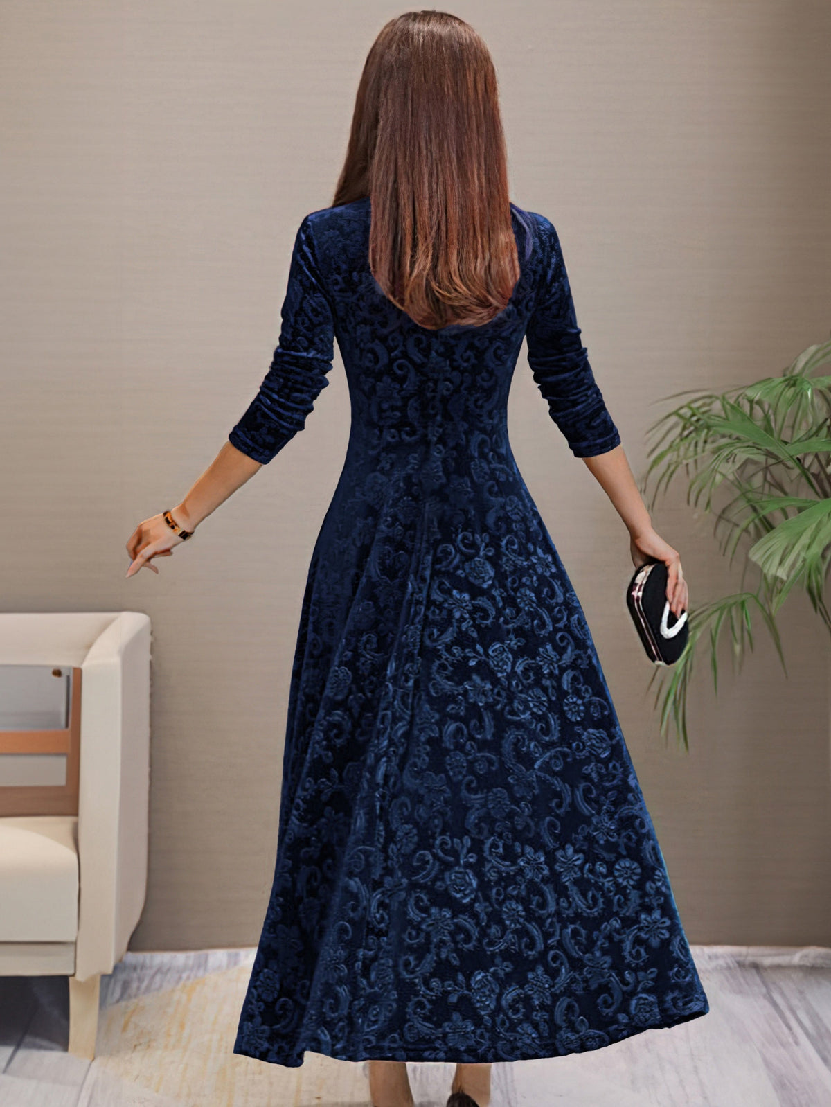 Robe fleurie col V sans manches, longueur genou, du S au L