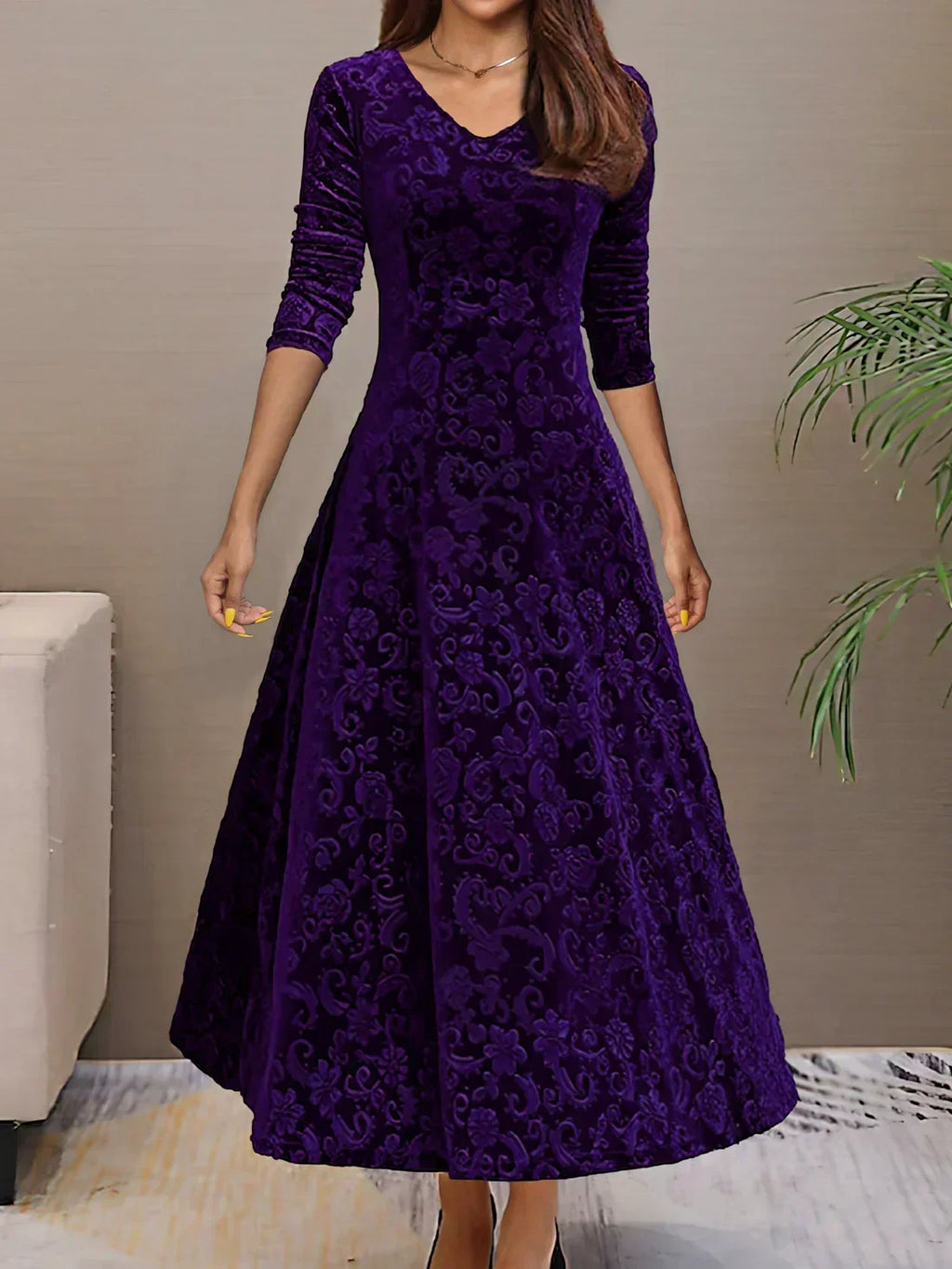 Robe fleurie col V sans manches, longueur genou, du S au L, pourpre