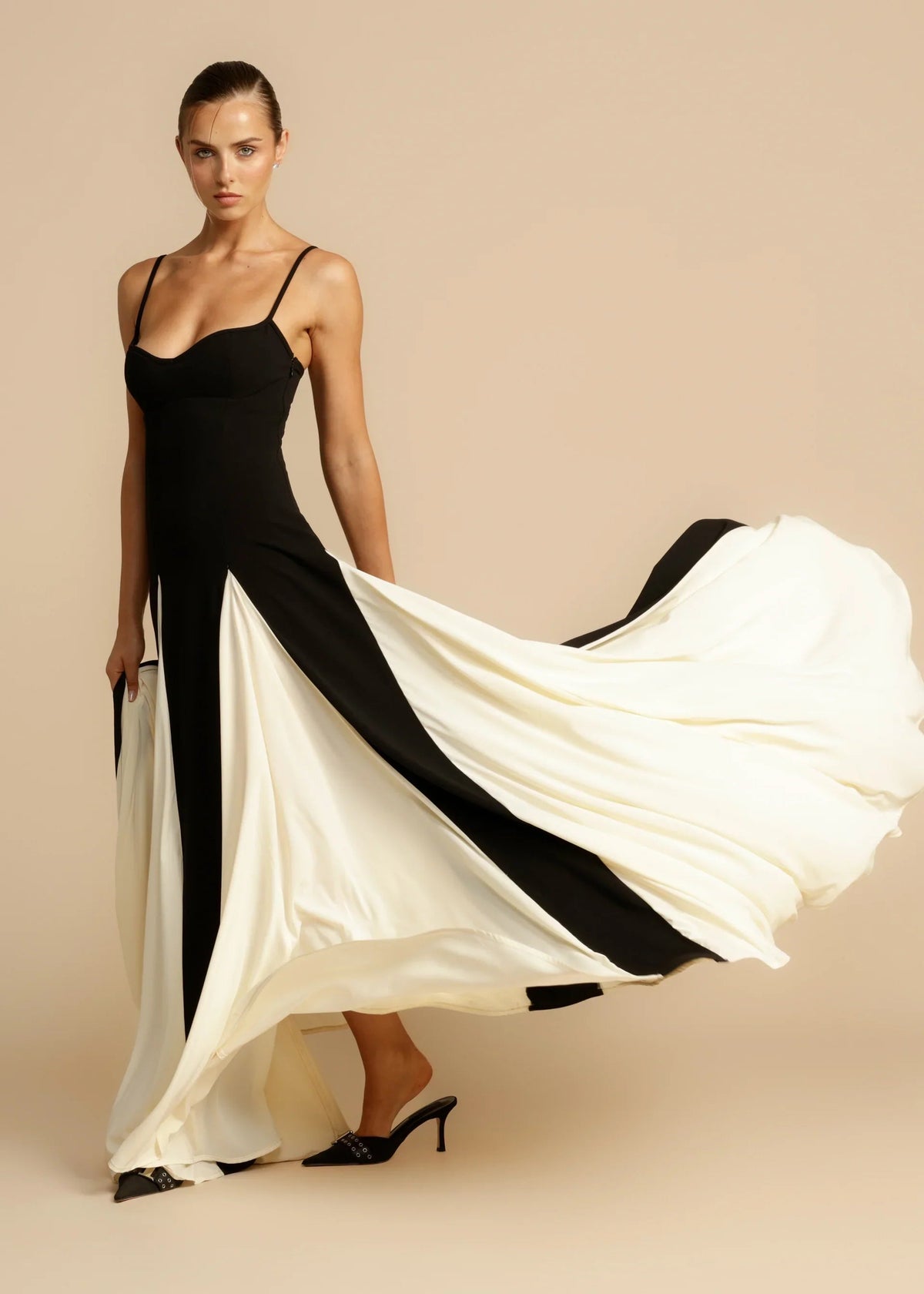 Robe longue color block noir et blanc, du XS au XL