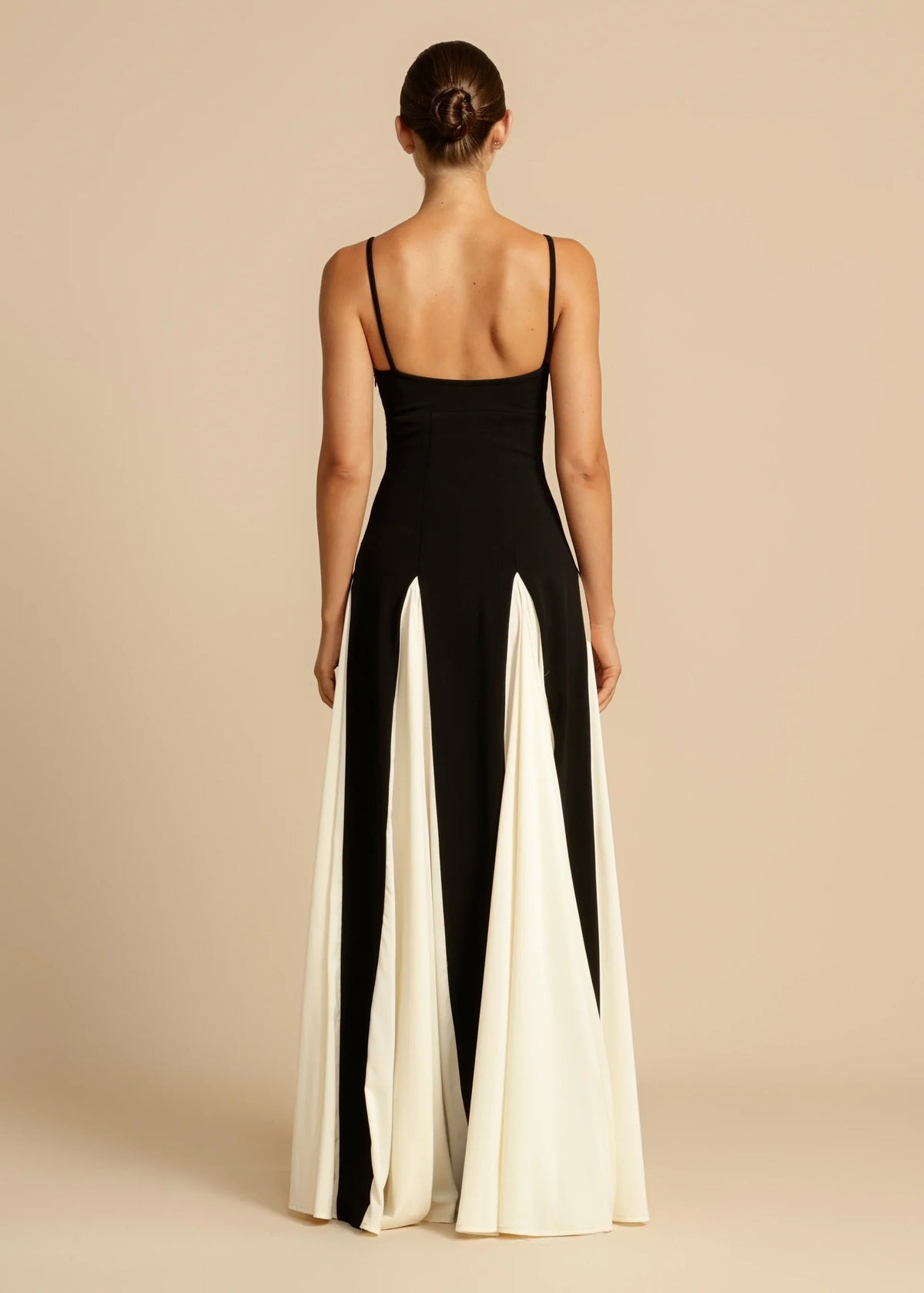 Robe longue color block noir et blanc, du XS au XL