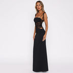 Robe longue en dentelle à fines bretelles et dos nu